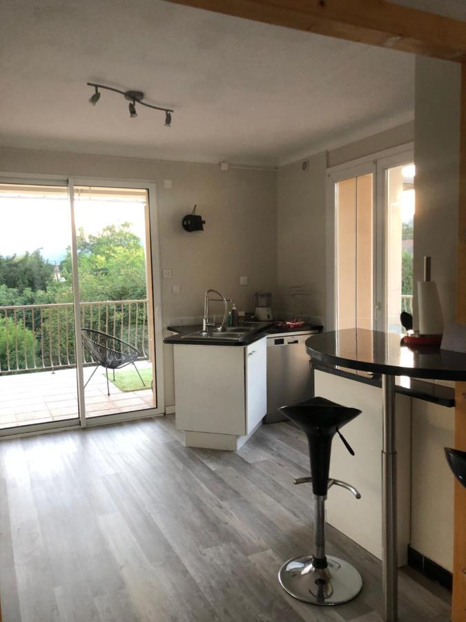 Condrieu Comme A La Maison Exterior photo