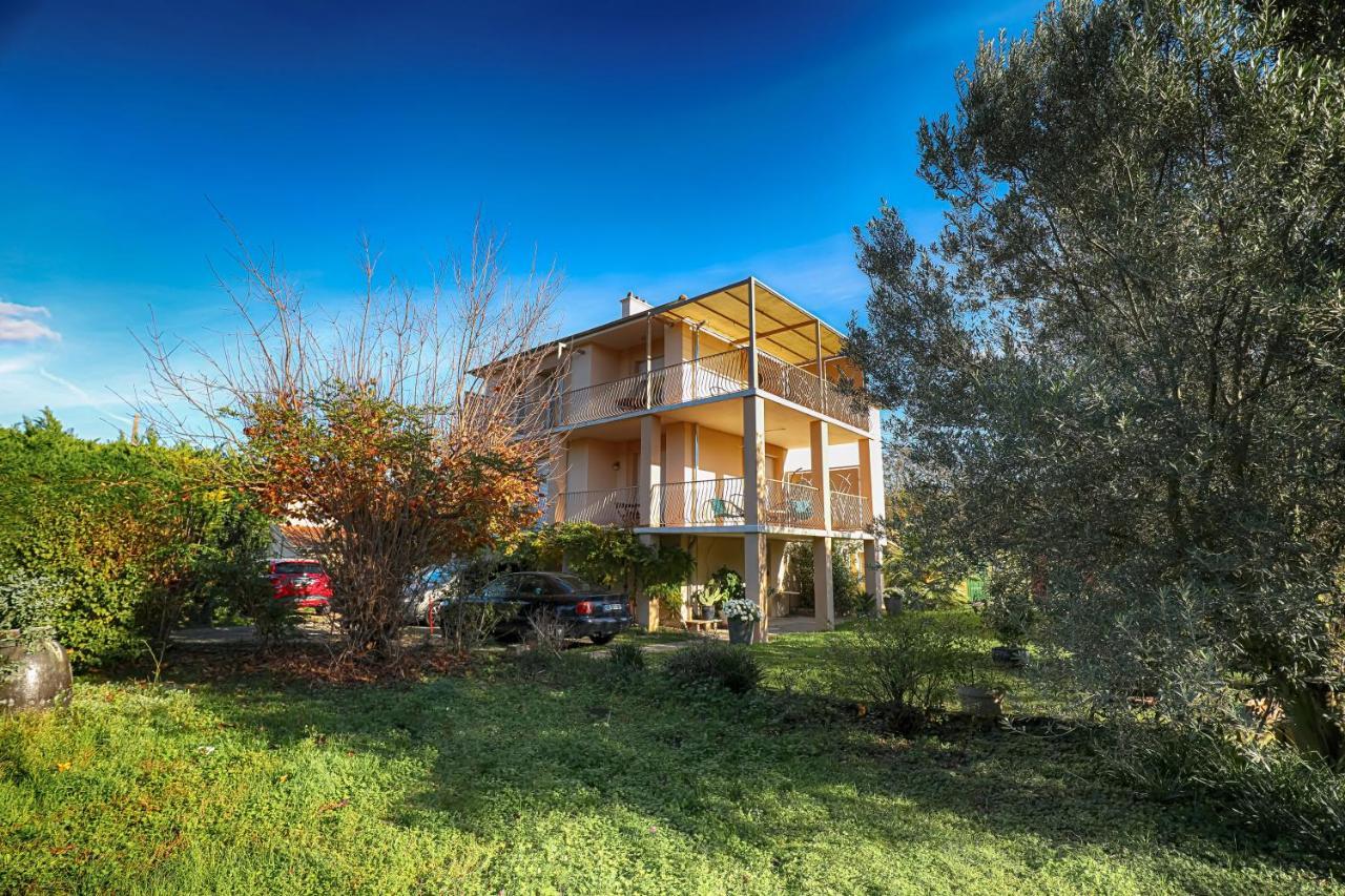 Condrieu Comme A La Maison Exterior photo